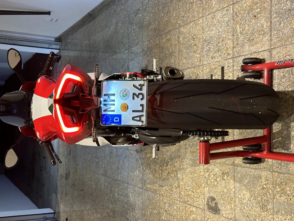 Motorrad verkaufen Ducati Panigale V4 speciale Magnesium Acrapovic Ankauf